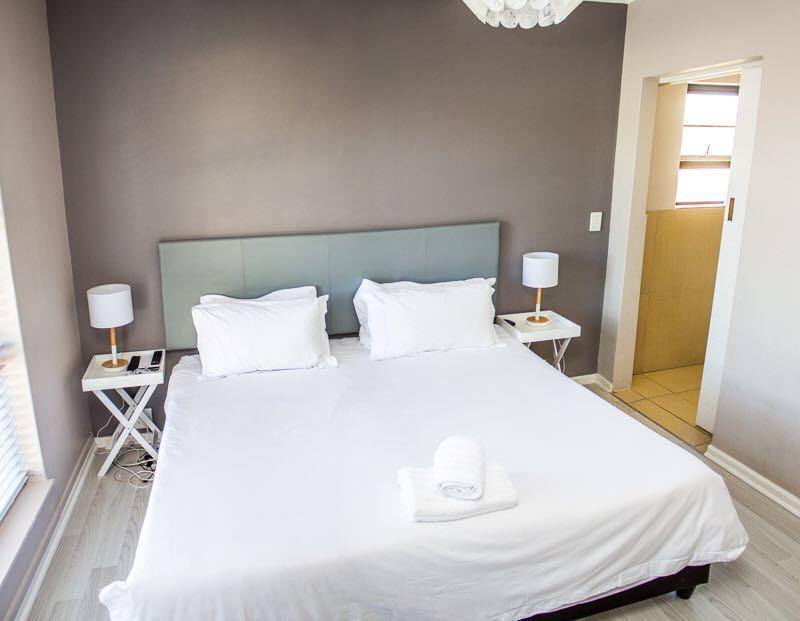 Mulenvo Guest House Bloubergstrand Extérieur photo